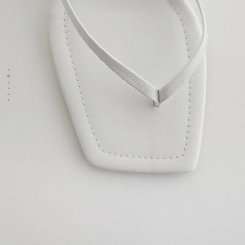ISO leather high heel square toe sandals - Picture 2 of 2